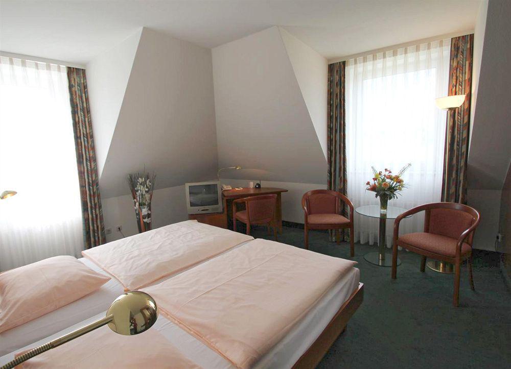 Dormero Hotel Dresden Airport Room photo